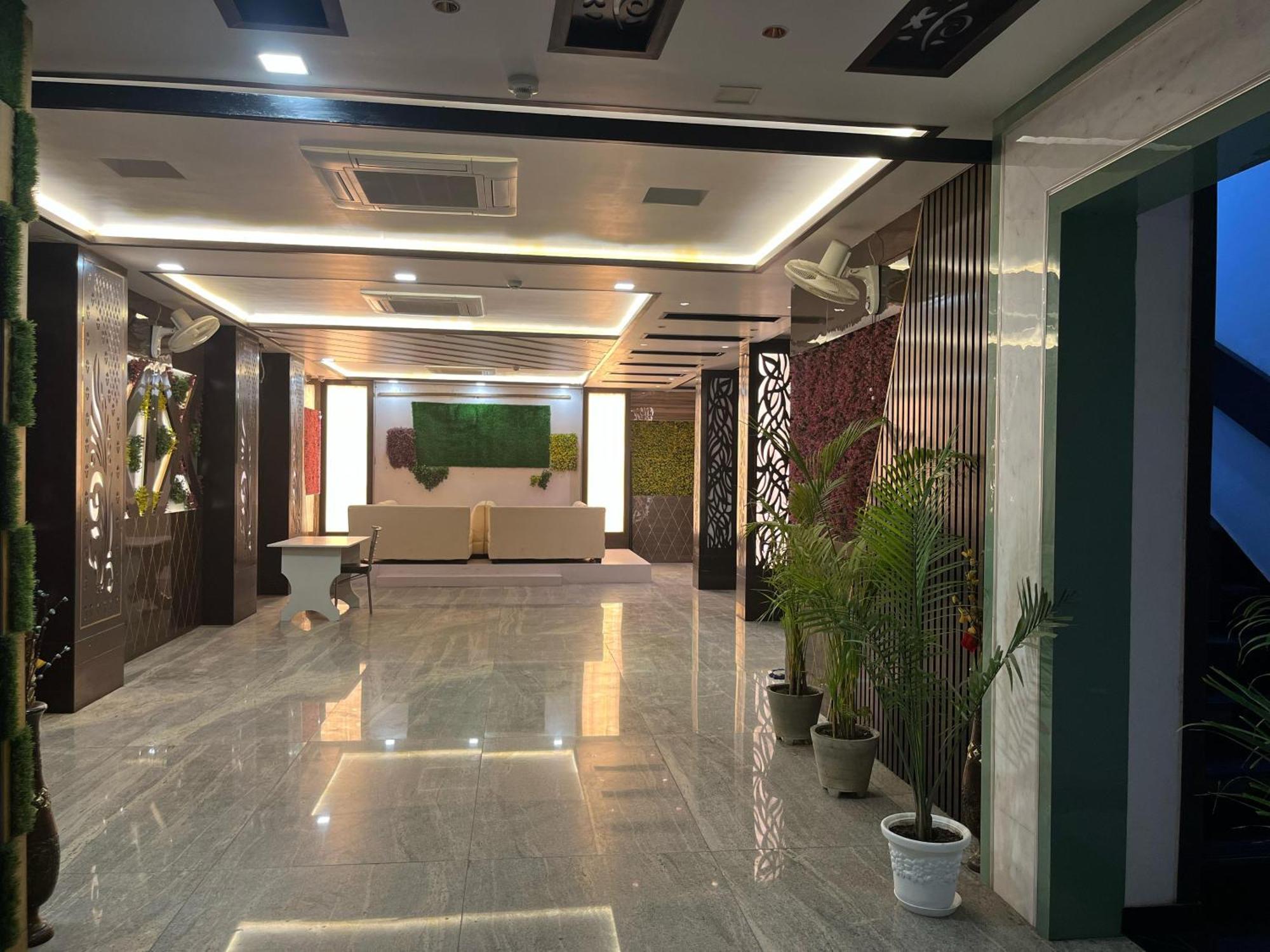 Hotel Mayur Palace Agra  Ngoại thất bức ảnh